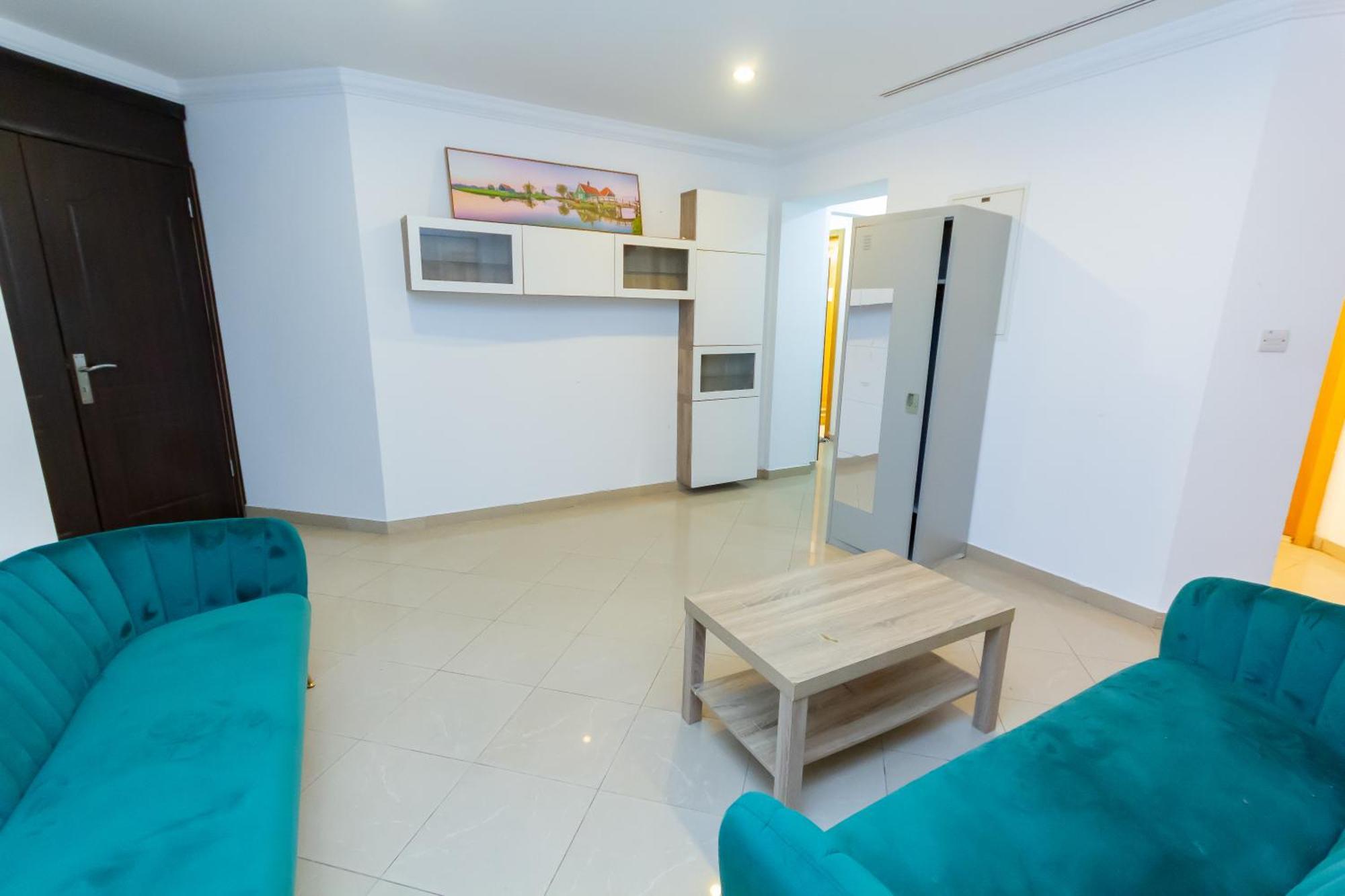 Nice Single Rooms For "Girls" Only In Dubai, Marina 외부 사진