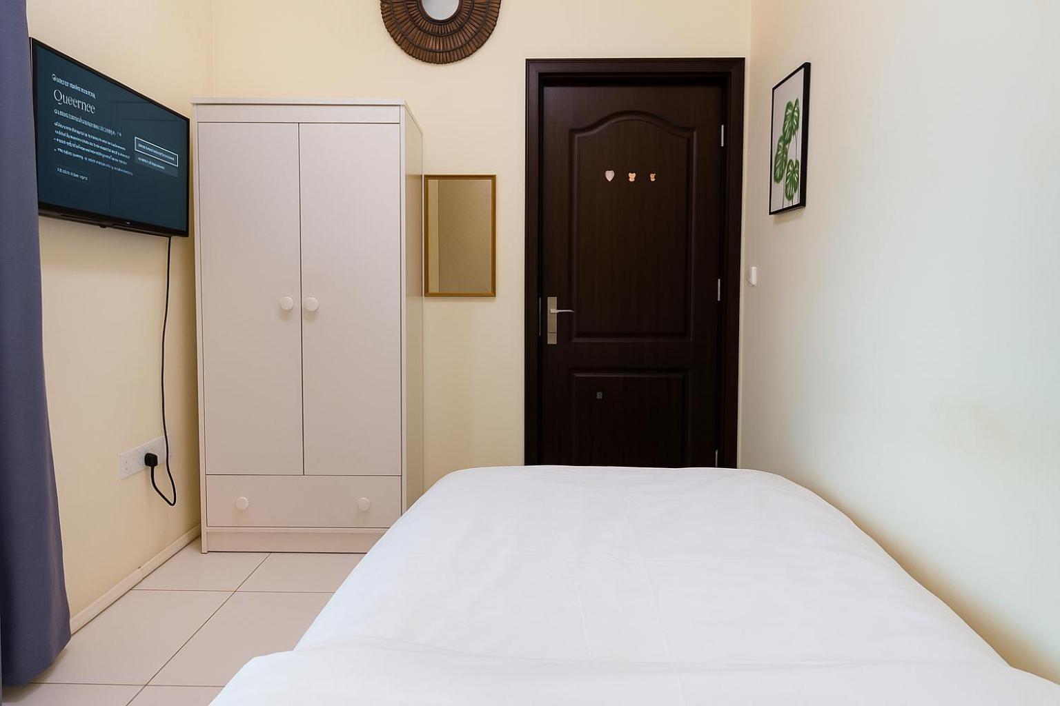 Nice Single Rooms For "Girls" Only In Dubai, Marina 외부 사진