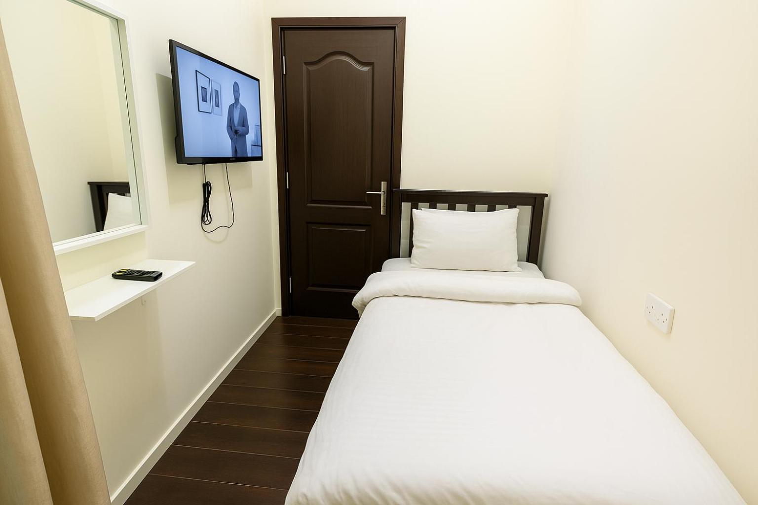 Nice Single Rooms For "Girls" Only In Dubai, Marina 외부 사진
